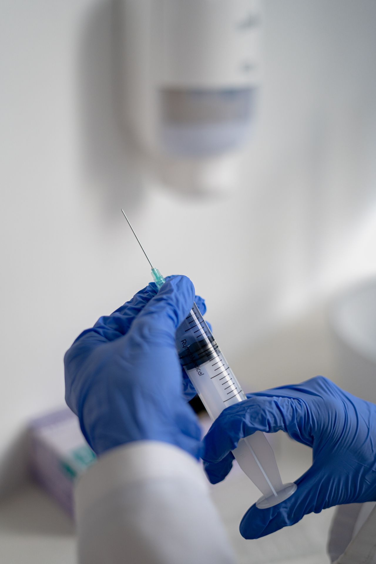 Trẻ đã tiêm vaccine cúm rồi có còn bị cúm A không? Bao lâu cần tiêm nhắc lại?
