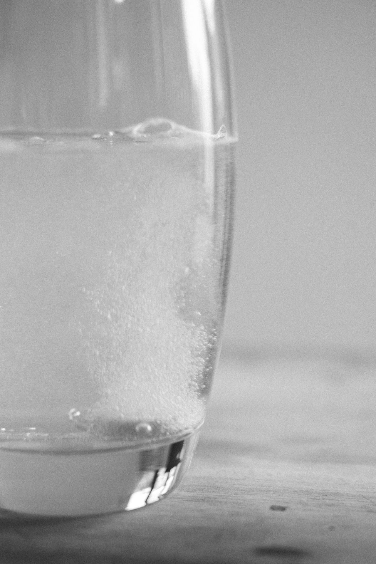 Bạch cầu LEU và Nitrite trong nước tiểu trẻ em dương tính có phải nhiễm trùng tiểu không?